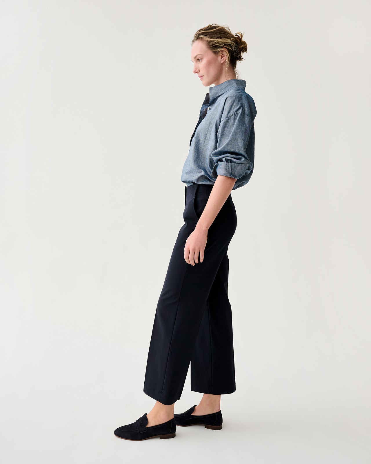 Frankie Cropped Pant in Navy Bi-Stretch Tropical Wool
