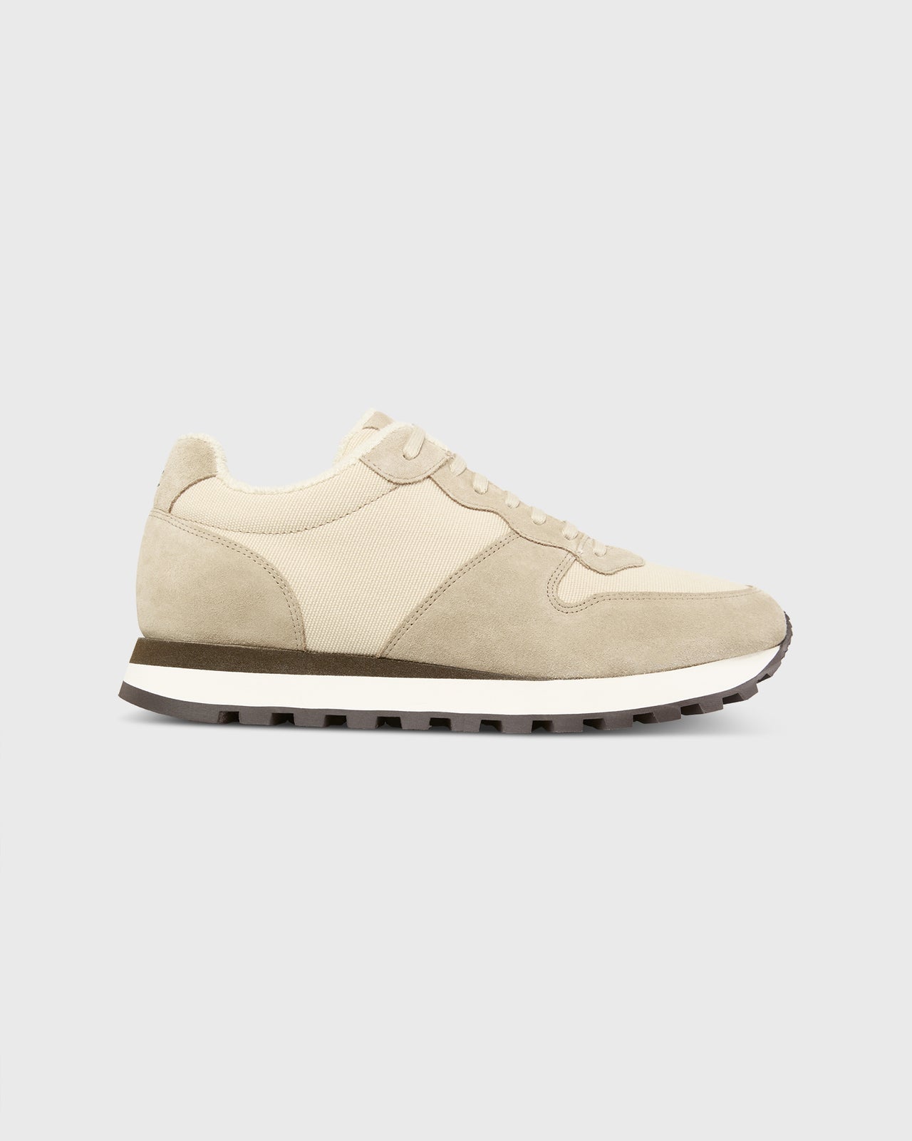 Trainer in Stone/Natural Suede/Canvas